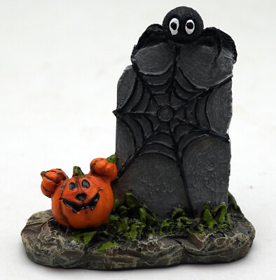 Disney Halloween Village Set Haunted House Mickey Tombstone Figure