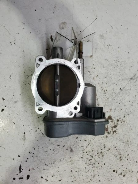 2003-2007, GMC Envoy, conjunto de válvula de carrocería del acelerador, 4,2 L, número de pieza - 12568580 Foto 2 de 3