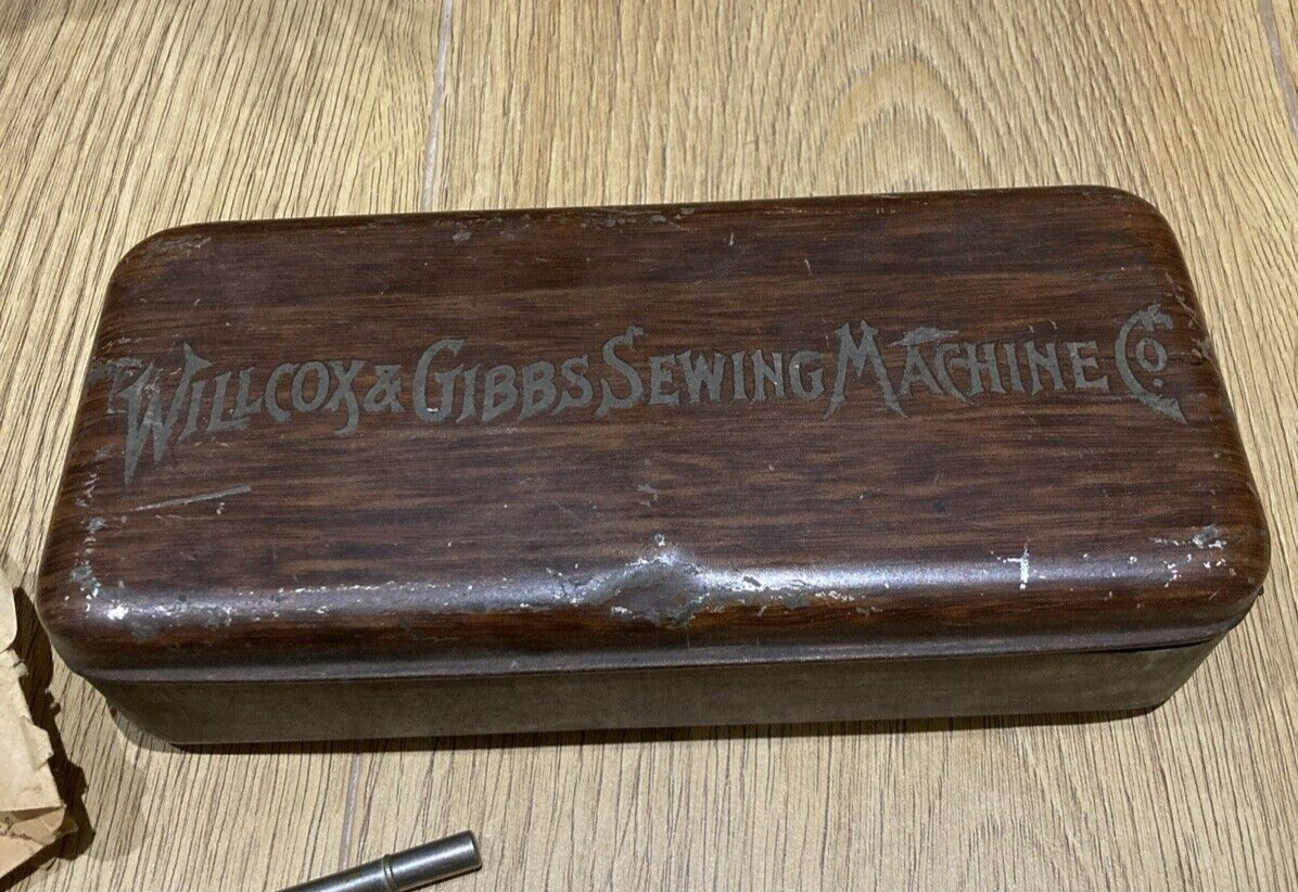 Rare Antique Willcox & Gibbs Sewing Machine Accessories & Case 2