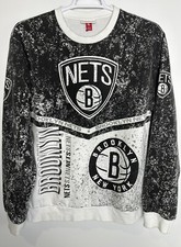 Mitchell  Ness Brooklyn Nets Sweatshirt NBA Crew Neck Men  s XL Hip Hop Graphic