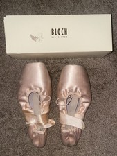 Bloch Pink Satin European Balance Ballet Pointe Shoes, Size 8.5 W/ 3X Width