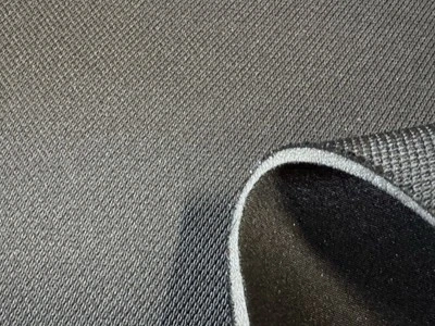 Autostoff VW Golf 7 GTI Clark Uni schwarz mit 3 mm Schaum und Charmeuse 150cm