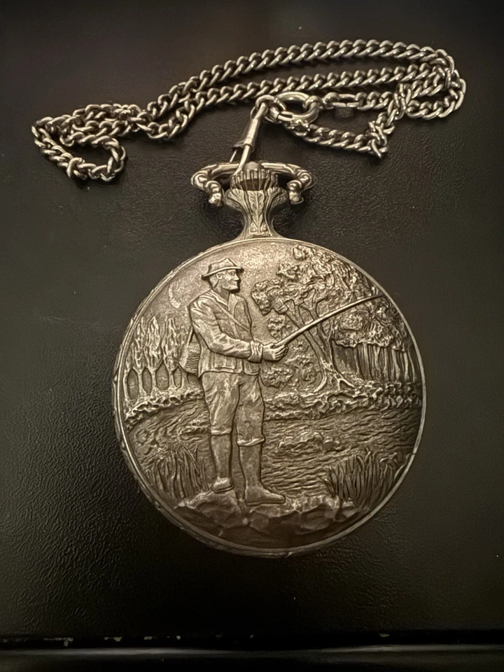 Reloj de Bolsillo Antiguo VIRNA Raro De Colección Cuerda con Llave, Hecho en Suiza Funciona Foto 2 de 4