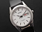 Vintage 1995 Seiko Sapphire 7N43-0AR0 Day Date Quartz 37mm Mens Watch From JAPAN
