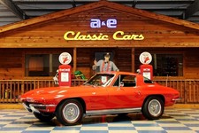 New Braunfels Texas 1972 Gold Corvette