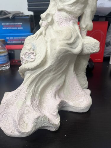 Vintage Austin Sculpture "Emily" Victorian 14" 1988 by Alice Heath SIGNED - Picture 6 of 15