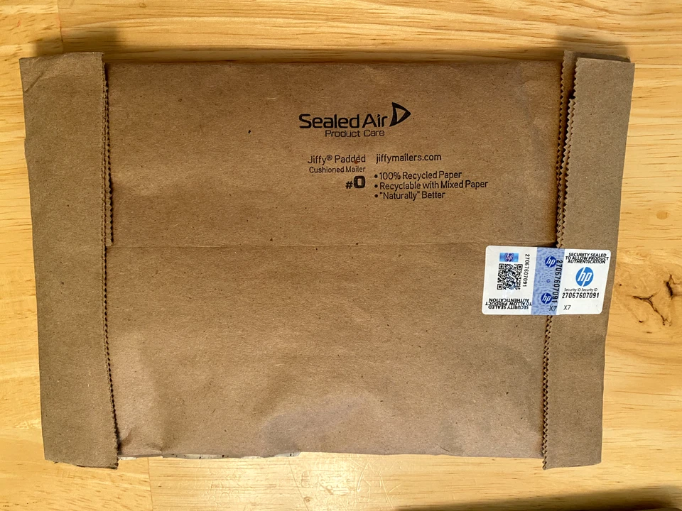 HP T0E51AT 8GB DDR4 Non ECC PC4-17000 2133Mhz 2Rx8 Memory - NEW/SEALED - Image 2 of 3