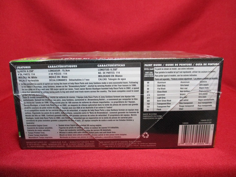 Joey Saldana Sprint Car Indy Race Parts 71 V8 Revell 124 Scale Model