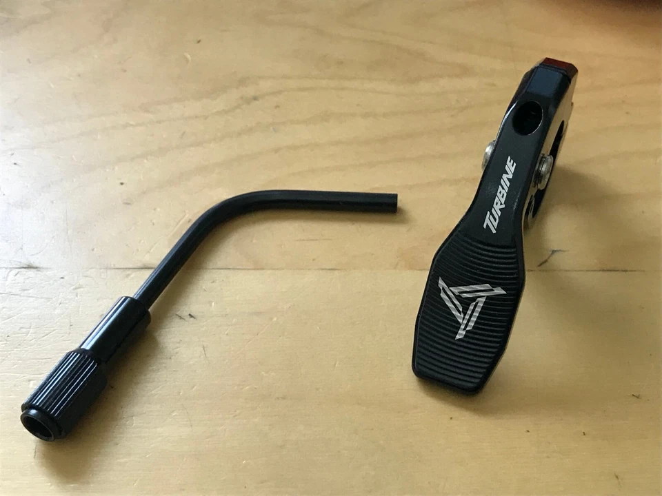 Nuevo RaceFace Turbina Cuentagotas Tija de Sillín Palanca Control Remoto Universal Negro Izquierda o Derecha Foto 3 de 3