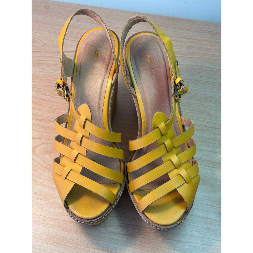 Anthro Schuler & Sons Philadelphia Sandalias de plataforma amarillas doradas para mujer 9 M Foto 3 de 4