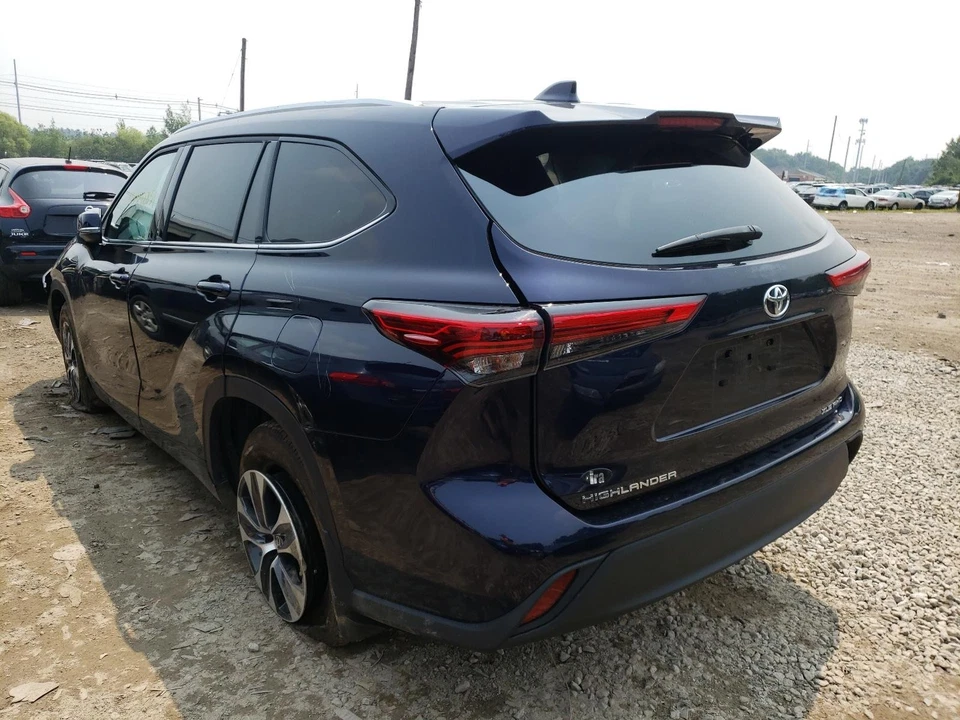 Used Hood fits: 2020 Toyota Highlander  Grade A Foto 3 de 4