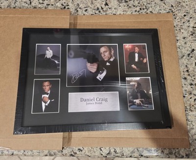 Daniel Craig James Bond Memorabilia Framed Wall Art Collectable Pictures