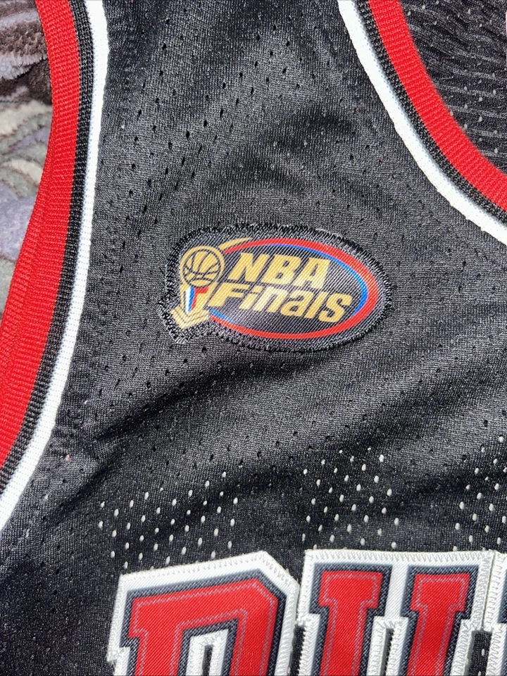 Mitchell & Ness 🔥 Michael Jordan 🔥#23 Bulls 1997-98 NBA FINALS Jersey Men's LG - Image 3 of 4