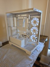 CORSAIR 3500X Tempered Glass Mid-Tower Case W...