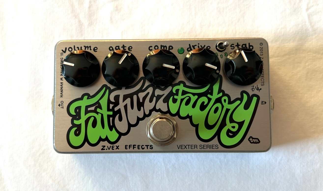 Zvex Vexter Fat Fuzz Factory Guitar/Bass effect Pedal