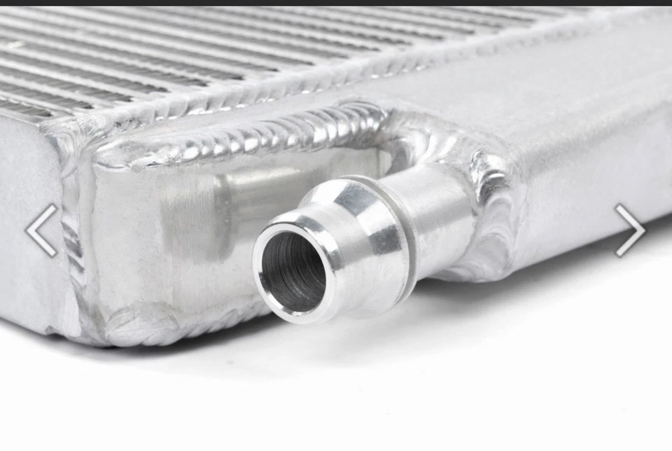 Intercambiador de calor de alto rendimiento Dinan Dinan - Se adapta a BMW 330i/M340i/430i 2019-2025 Foto 4 de 4