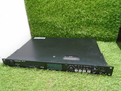 Tascam SS-R1 - Solid-State Audio Recorder Compact Flash Unit + POWER LEAD #6P