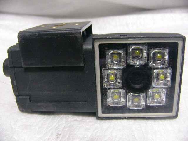 OMRON FQ-CR20100N-M 2D Code Reader Wide Field Type Used From Japan