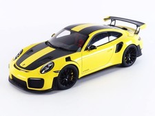 AUTOart 1/18 Porsche 911 (991.2) GT2 RS Weissach Package Yellow/Carbon Black 781