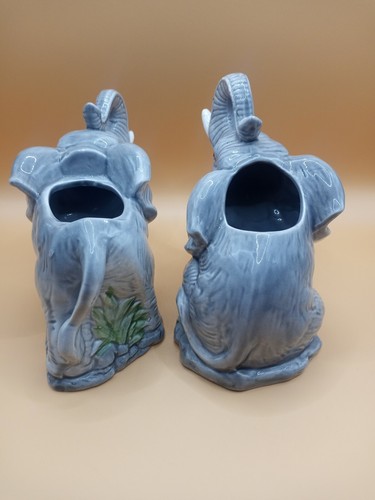 Lot (2) Vintage OCI Trunk Up Ceramic Hand Painted Elephant Planters Figurines - Picture 2 of 6