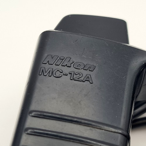 Nikon MC-12A Cavo di Sgancio Telecomando 3 metri, Cavo Otturatore Telecomando 10 piedi - Foto 2 di 6