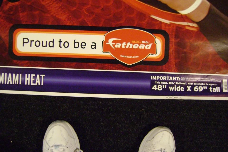 复古迈阿密热火队 2008 - 2009 罕见 Dwyane Wade Fathead 48x96 — 第 2/3 张图片