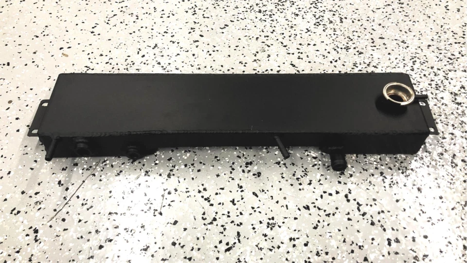 Tanque de sobretensiones Northern Radiator 237039 NOS Foto 2 de 4