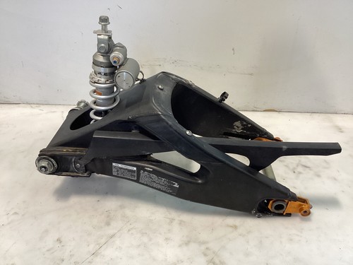 08-16 YAMAHA YZF R6 R6R YZFR6 REAR SWINGARM BACK SUSPENSION SWING ARM SHOCK OEM - 第 1/4 張圖片