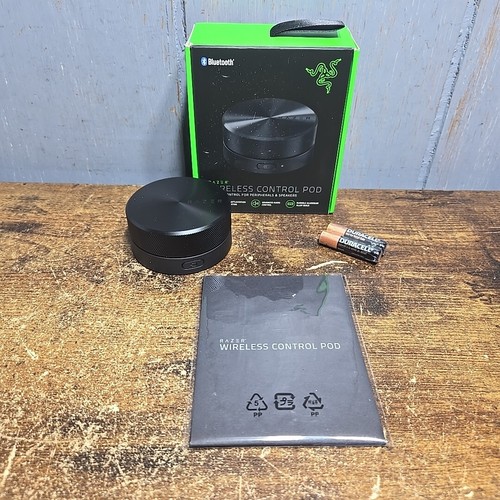 Razer Wireless Audio and Lichteffects Control Pod Bluetooth NEU