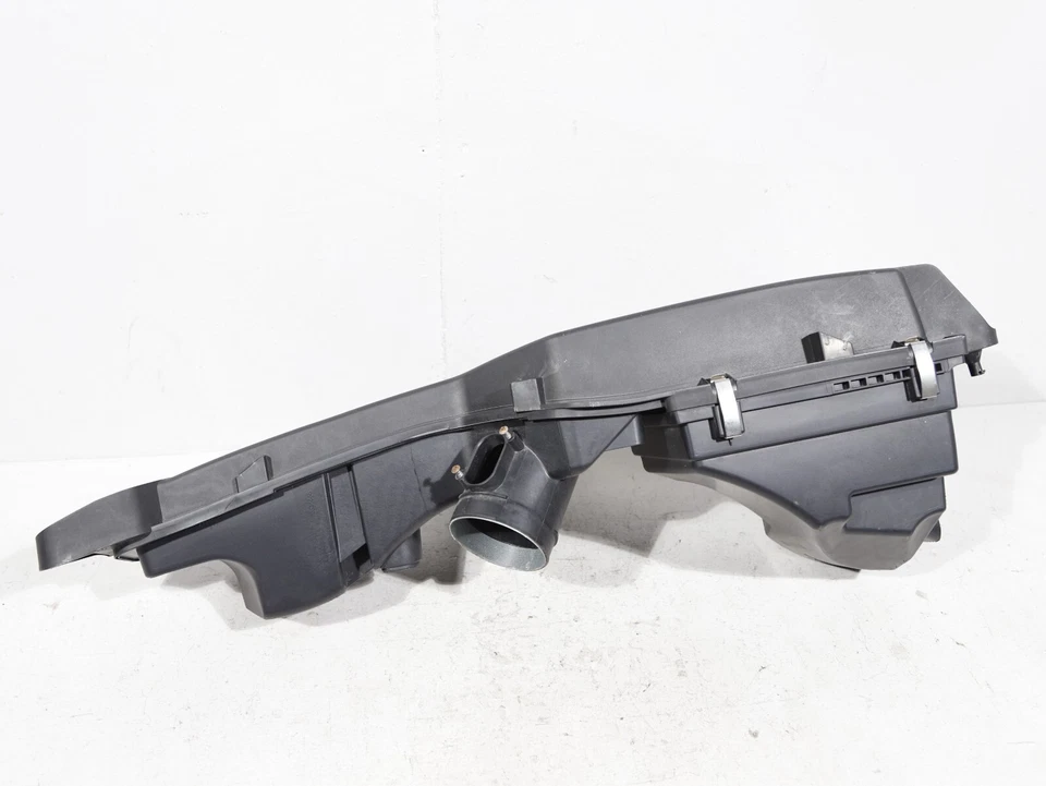 12-18 BMW F30 F32 F33 428i 328i AIR INTAKE CLEANER FILTER BOX W/O SENSOR OEM 🚗 - Image 2 of 4