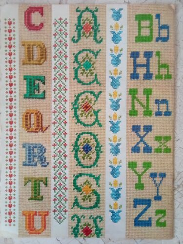 Leisure Arts Needlework Designs Color Chart Alphabets Borders Vol 2 VTG 1975 70s - Bild 2 von 10