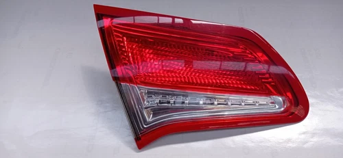 9672155880 Piloto Trasero Izquierdo Interior para CITROEN C4 BERLINA 20 108568 - Imagen 1 de 4