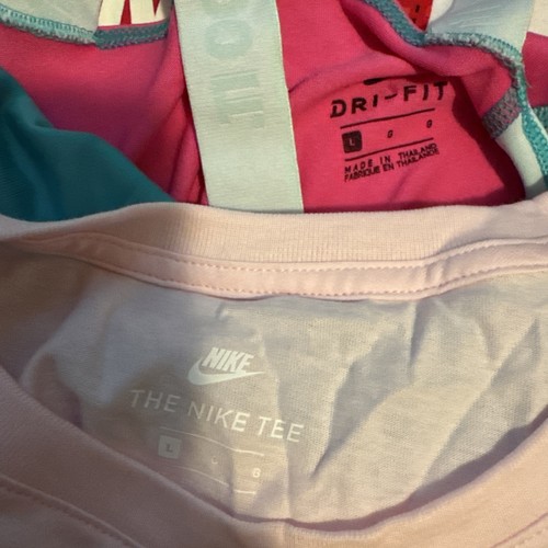 Nike Lot Of 4 Girls Shirts Size Large 1 new 3-Preowned. - Picture 10 of 11