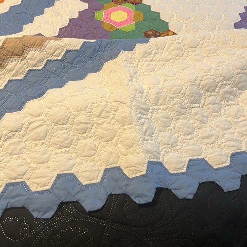 Vintage Handarbeit Patchwork hübsche Garten Blumenkörbe Quilt 108"x 89" - Bild 8 von 14