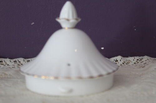 ROYAL ALBERT - VAL D' OR - TEAPOT LID ONLY - Photo 1/4