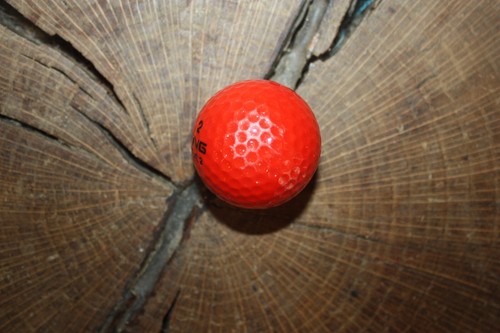 VINTAGE SOLIDER ROTER GOLFBALL - Bild 4 von 4