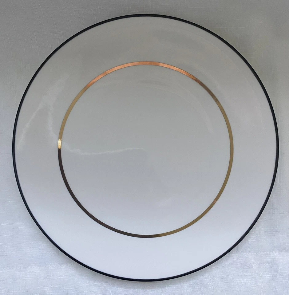Set Of 4 KATE SPADE NEW YORK  MAKE IT POP DINNER PLATE 10.25"  Black & Gold NEW - Image 4 of 4