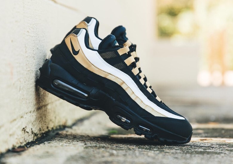 Nike Air Max 95 OG Running Shoes Black Gold AT2865-002 SIZE 