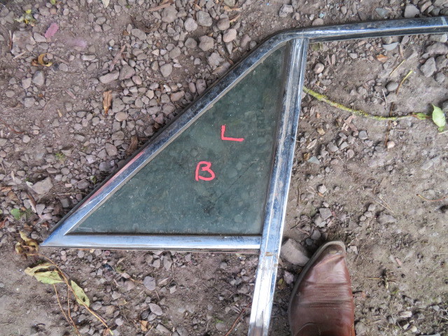 Picture 2 of 3