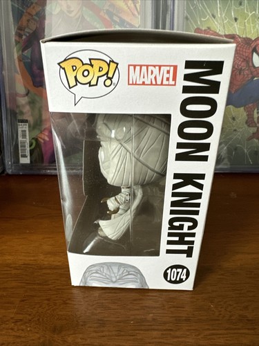 Funko Pop! Marvel Moon Knight #1074 exclusivo de Funko Shop - Imagen 4 de 6