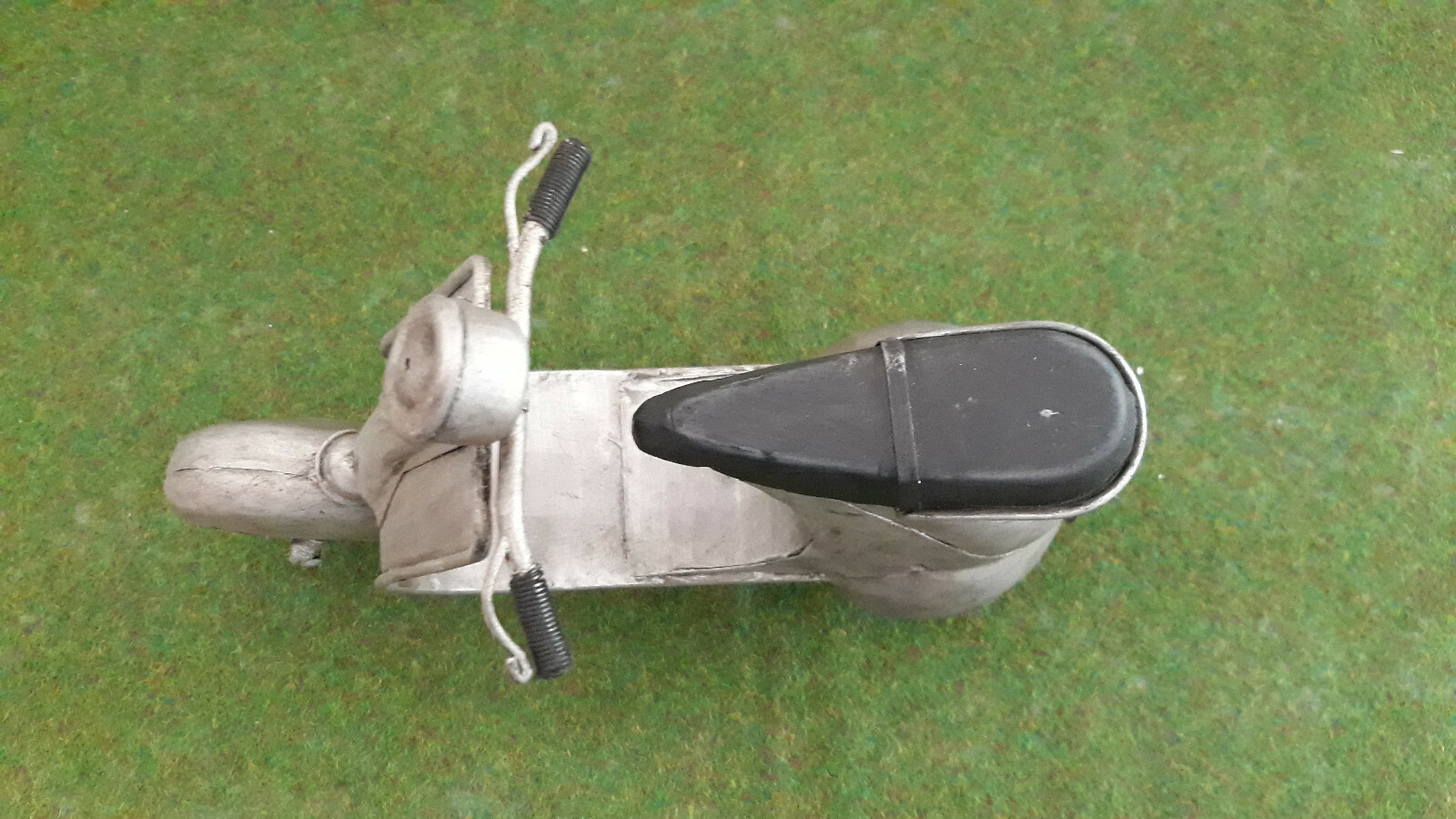 Picture 4 of 8