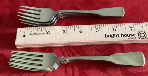 Oneida 18/8 stainless heirloom American Colonial 4 five Piece place settings NM - Picture 4 of 6