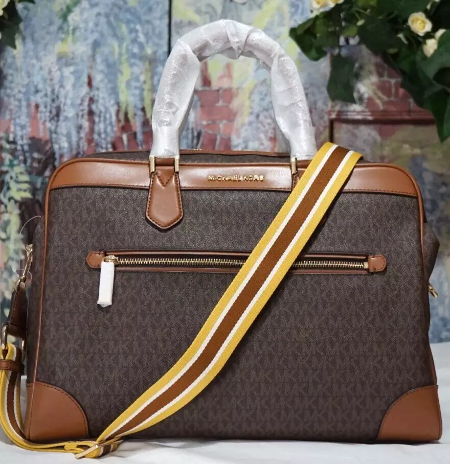 Michael kors store luggage set