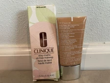 Clinique Stay Matte Oil Free Makeup Foundation Shade CN 52 neutral 1oz