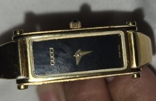 Gucci 1500L Gold Tone Bracelet Watch Swiss Made Black Dial Vintage