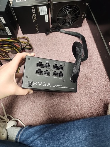 EVGA 650 GQ 650w 80 Plus Gold Modular Power Supply - Afbeelding 3 van 5