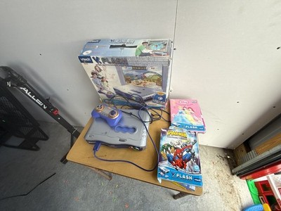 VTech V.Flash Home Edutainment System Bundle with Console, Controller, and 2 Gam