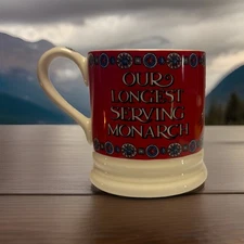 Brand New - RARE Emma Bridgewater Queen's Platinum Jubilee half-pint mug