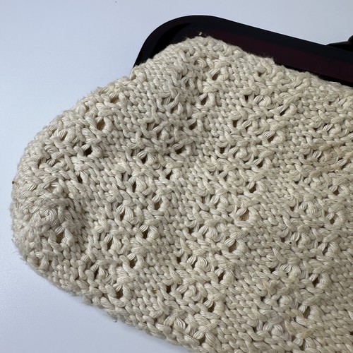 Vintage Cream Crochet Clutch Plastic Kiss Lock Clasp Hong Kong Lined Boho Hippie - Picture 6 of 23
