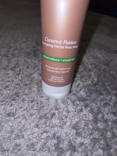 HEMPZ Coconut Fusion Energizing Herbal Body Wash 8.5 Fl Oz - Picture 3 of 6